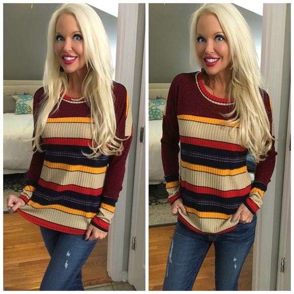 Tops - ❤️LAST 1! Contrast Stripe Print Top!